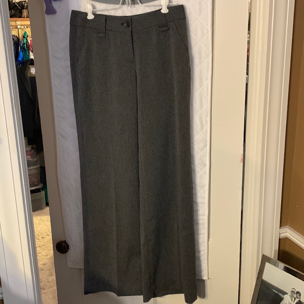 Cabi size 4 tweed wide leg pants. Previously worn in good condition.
